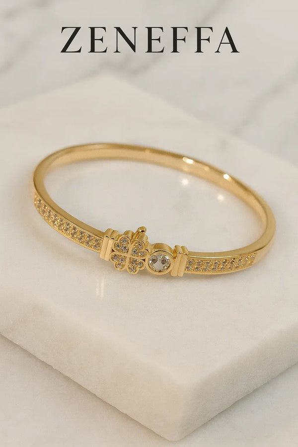 Zeneefa Clover Charm Crystal Bracelet