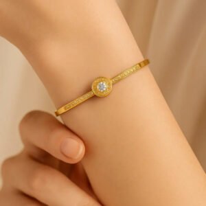 Zeneefa Radiant Solitaire Sparkle Bangle